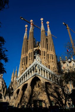 Barselona, İspanya. 10 Şubat 2019. Kutsal ailenin Expiatory Kilisesi (Templo Expiatorio de la Sagrada Familia), Roma Katolik kilisesi. Tutku Cephesi