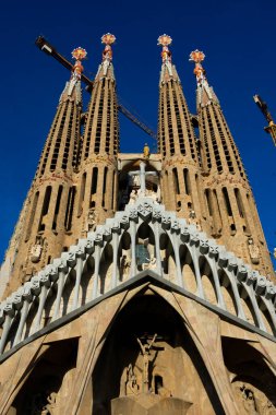 Barselona, İspanya. 10 Şubat 2019. Kutsal ailenin Expiatory Kilisesi (Templo Expiatorio de la Sagrada Familia), Roma Katolik kilisesi. Tutku Cephesi