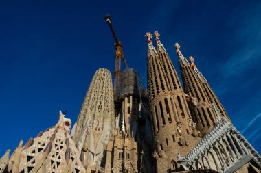 Barselona, İspanya. 10 Şubat 2019. Kutsal ailenin Expiatory Kilisesi (Templo Expiatorio de la Sagrada Familia), tamamlanmamış büyük bir Roma Katolik kilisesi.