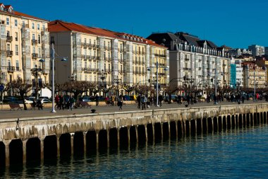 Santander, İspanya. 12 Şubat 2019. Santander şehir limanının görüntüsü