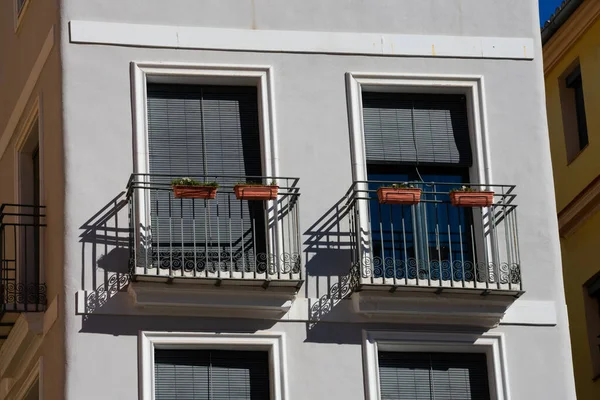 Old Building Facade Two Windows Balconies Valencia Spain — Stock Photo, Image