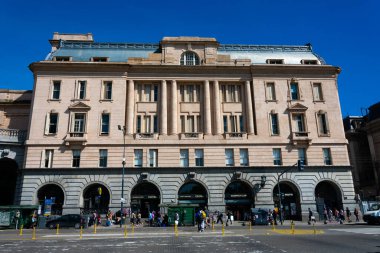 Buenos Aires, Arjantin. 26 Ekim 2019. Emekli Mitre tren istasyonu (Estacion de Tren Retiro Mitre). Etiro bölgesinde bir demiryolu istasyonu var.