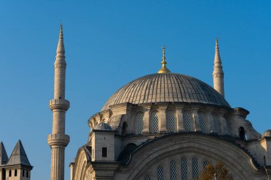 İstanbul, Türkiye. 19 Kasım 2019. Nuruosmaniye Camii (Nuruosmaniye Camii), Fatih ilçesine bağlı Cemberlitas Mahallesi 'nde 18. yüzyıl Osmanlı camisi..