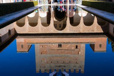 Granada, İspanya. 16 Ocak 2018. Myrtles 'ın Avlusu (Patio de los Arrayanes) Alhambra' da