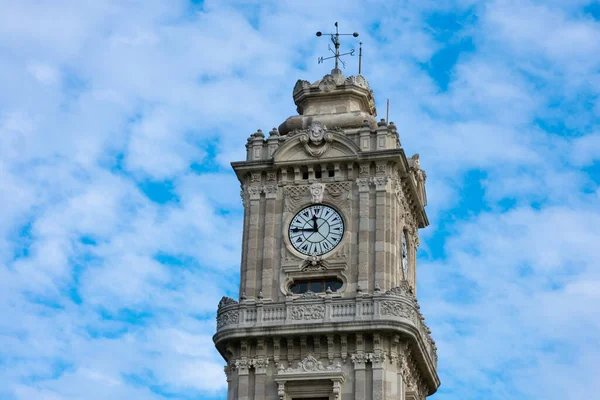 Κωνσταντινούπολη Τουρκία Νοεμβρίου 2019 Dolmabahce Palace Clock Tower Που Βρίσκεται — Φωτογραφία Αρχείου