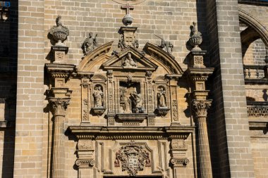 Jerez de la Frontera, İspanya. 21 Ocak 2018. Jerez de la Frontera Katedrali üzerinde heykeller (Katedral de Jerez de la Frontera)