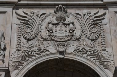 Lizbon. Portekiz. 28 Ocak 2018. Rua Augusta Arch Fronade (Arco da Rua Augusta) Ticaret Meydanı 'nda (Praca do Comercio)