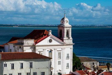Santo Estevao Kilisesi (Igreja de Santo Estevao), Alfama Bölgesi ve Tagus Nehri. Lizbon, Portekiz