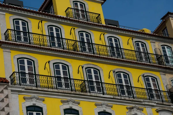 Фасад Старого Здания Лиссабоне Португалия — стоковое фото