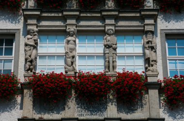 Münih, Almanya. 20 Ağustos 2018. Hirmer mağaza cephesi