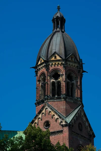 Der Turm Der Lukaskirche München — Stockfoto