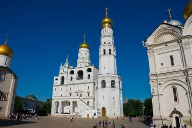 Moskova, Rusya. 25 Ağustos 2018. Büyük Çan Kulesi (Kolokol 'nya Ivana Velikogo) Moskova Kremlin kompleksi içinde bulunan bir kilise kulesidir.