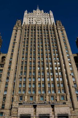 Moskova, Rusya. 26 Ağustos 2018. Rusya Federasyon Binası Dışişleri Bakanlığı, Stalinci gökdelenlerden biri (Yedi Kız Kardeş))