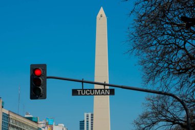 Buenos Aires, Arjantin. 14 Ekim 2018. Buenos Aires 'ten (El Obelisco) Obelisk Cumhuriyet Meydanı' nda (Plaza de la Republica) ve 9 Temmuz Bulvarı 'nda (Avenida 9 de Julio)