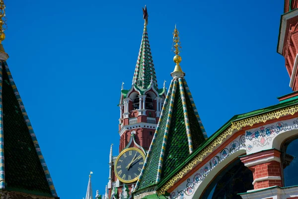 Catedral San Basilio Sobor Vasiliya Blazhennogo Torre Spasskaya Torre Salvador — Foto de Stock