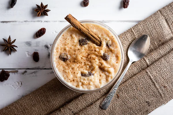 Περουβιανό Επιδόρπιο Arroz Con Leche Ρύζι Γλυκό Γάλα Σταφίδες Και Φωτογραφία Αρχείου