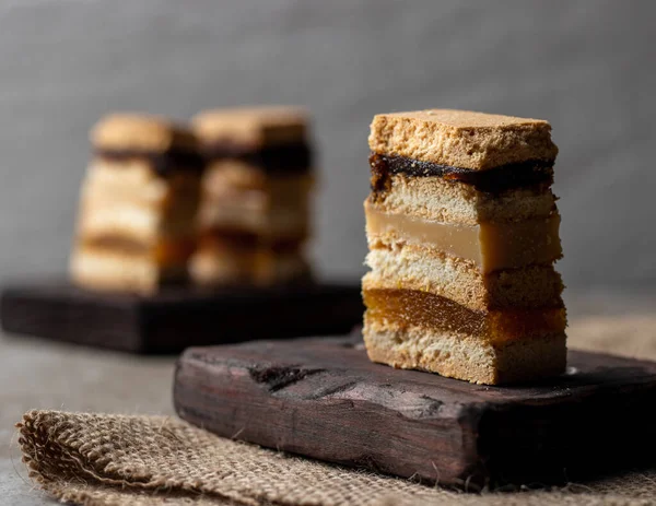 Περουβιανό Παραδοσιακό Γλυκό Που Ονομάζεται King Kong Γλυκά Μπισκότα Καραμέλα Φωτογραφία Αρχείου
