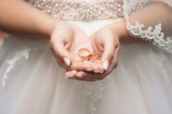 Anéis Casamento Acessórios Casamento Decoração Foto Alta Qualidade — Fotografia de Stock