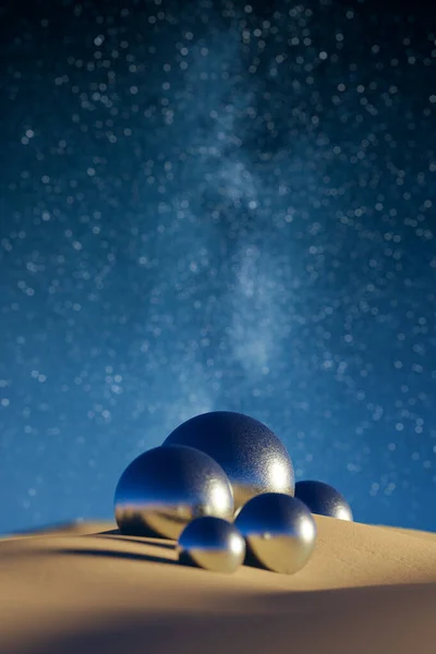 Абстрактный Трехмерный Фон Металлических Сфер Песке Фоне Звезд Молочного Пути Стоковое Изображение
