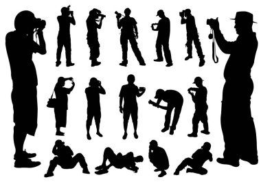 Çeşitli tarzları olan siyah bir fotoğrafçının silüeti.