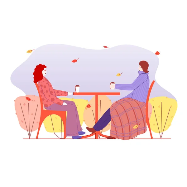 两个女孩 坐在外面的桌子旁 边喝咖啡边喝咖啡 边聊天 穿暖和的衣服 格子呢 — 图库矢量图片