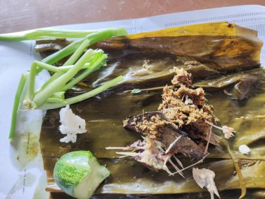 Karawang, Endonezya, 5 Ekim 2022: balık ve sebze atığı