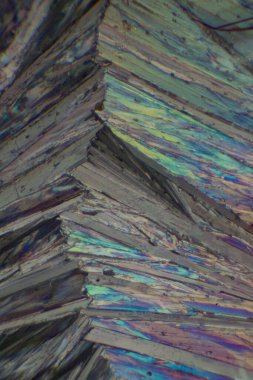 Parasetamol, asetaminofen olarak da bilinen, ateşi ve hafif ağrıları tedavi etmek için kullanılan bir ilaçtır.. 