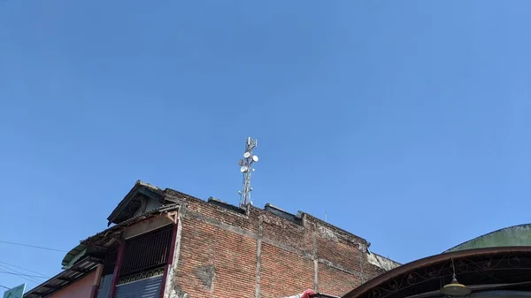 Base Transceiver Torre Estación Con Fondo Cielo Azul —  Fotos de Stock