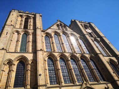 Ripon Katedrali 'nin önünde Kuzey Yorkshire İngiltere