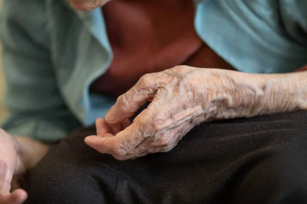 Grandmother Hands Wrinkled Old Hands Pensioner Veins Skin Old Age — Stock Photo, Image