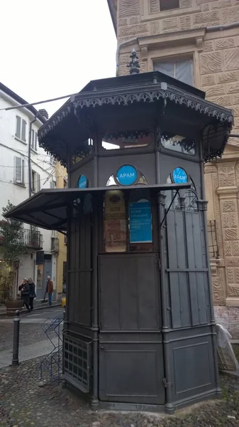 Art Nouveau Newsstand Piazza Canossa Mantua Lombardy Italy — Stock Photo, Image