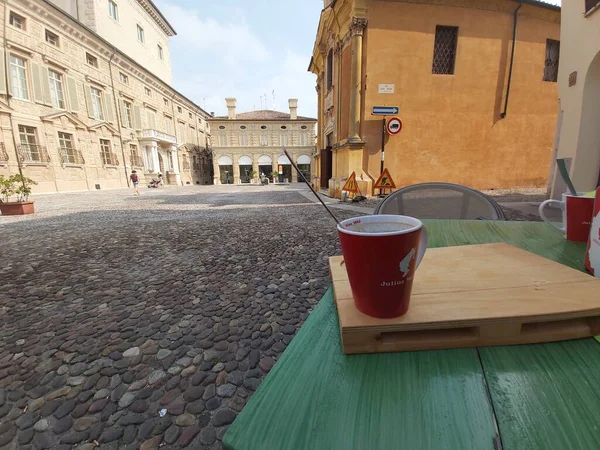 Mantova Ιταλία Κλείσιμο Του Φρεσκοψημένου Καπουτσίνο Καφέ Ζεστό Γάλα Ένα — Φωτογραφία Αρχείου