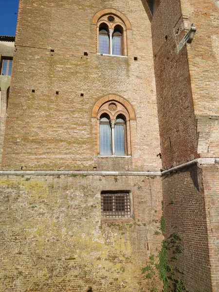 Castello San Giorgio Μεσαιωνικό Φρούριο Που Αργότερα Έγινε Μέρος Του — Φωτογραφία Αρχείου