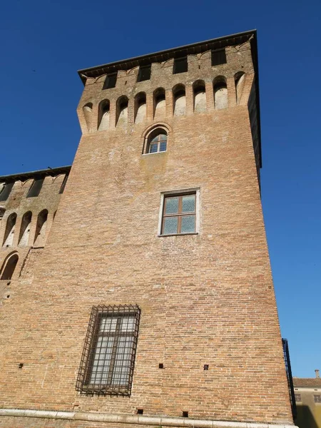 圣乔治城堡 Castello San Giorgio 中世纪的城堡 后来成为杜卡莱宫的重要建筑群的一部分 里面是著名的画家Andrea Mantegna的相机Degli Sposi — 图库照片