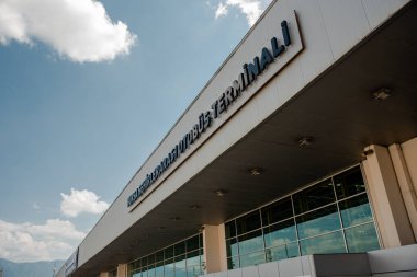 Bursa, Türkiye 17 Eylül 2022: Şehirlerarası otobüs terminali Bursa, önemli ulaşım noktalarından biri.