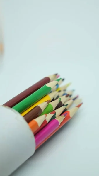 Crayons Couleur Bois Disposés Vrac Crayons Couleur Isolés Sur Fond — Photo