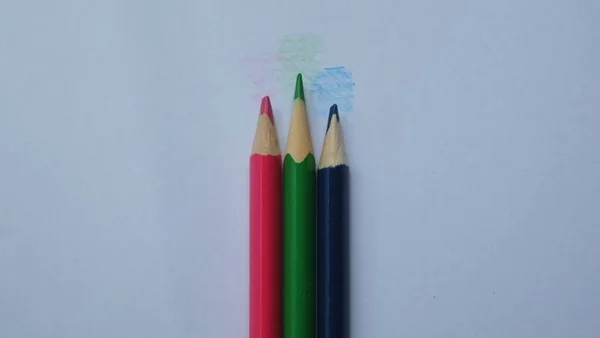 Crayons Couleur Bois Disposés Vrac Crayons Couleur Isolés Sur Fond — Photo