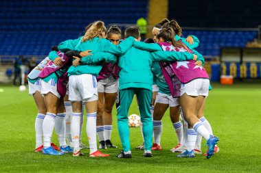 KHARKIV, UKRAINE - 6 Ekim 2021: UEFA Kadınlar Ligi Şampiyonlar Ligi turnuvası Zhytlobud-2 - Real (Madrid))
