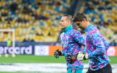 KYIV, UKRAINE - 19 Ekim 2021: Ukrayna profesyonel futbolu Andriy Lunin UEFA Şampiyonlar Ligi Shakhtar - Olimpiyat Stadyumu 'nda oynanan Real Madrid