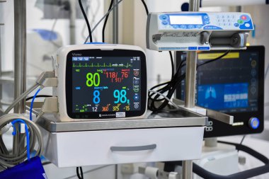 Hastaların, koronavirüsün ve diğer ciddi hastalıkların tedavisi için tıbbi koğuş