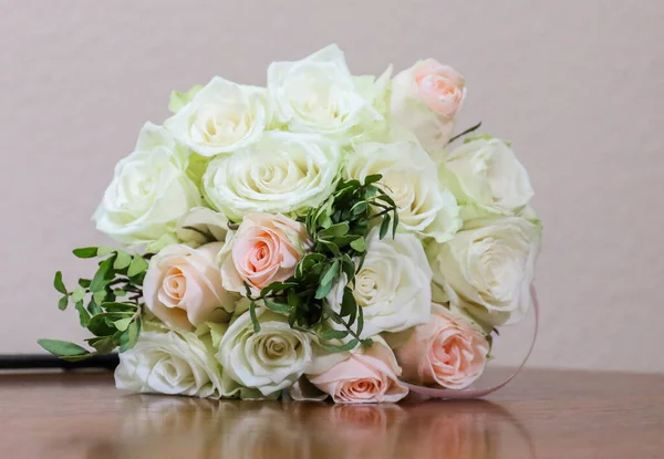 Весільний Букет Квітів Під Час Церемонії Одруження — стокове фото