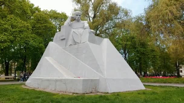 Denkmal Für Den Ukrainischen Dichter Taras Schewtschenko Poltawa — Stockvideo
