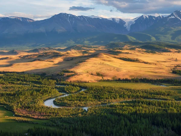 Úžasné Průsmyky Hory Skály Altai Podzimní Krajina Jasného Počasí Klikatou — Stock fotografie