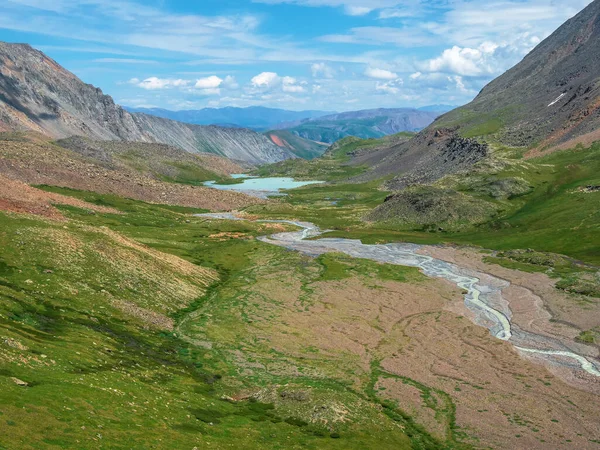 Amazing Deep Mountain Gorge Shallow Riverbed Bed Mountain River Became — Stok fotoğraf