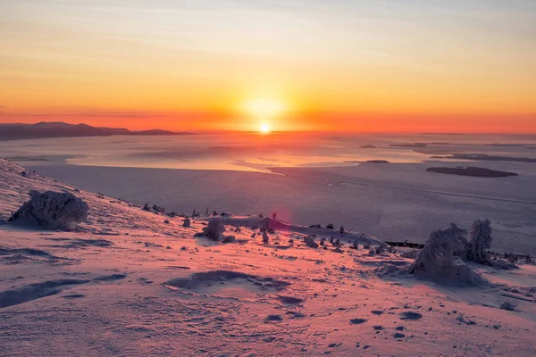 Finoman Koncentrálj Gyönyörű Sarkvidéki Naplemente Panorámás Festői Színes Hajnalban Légi — Stock Fotó