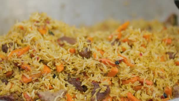 Gros Plan Sur Pilaf Plat Culinaire Traditionnel Asiatique Pilaf Riz — Video