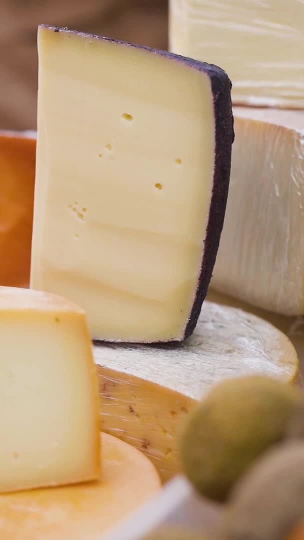 Fromage Chèvre Dur Sur Table Nombreuses Variétés Fromage Artisanal Sont — Video