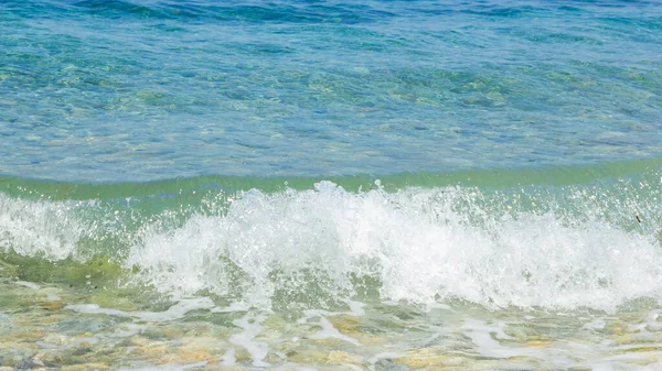 Primo Piano Dell Onda Marina Schizzi Acqua Sulla Superficie Del — Foto Stock