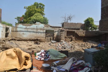 Pakistan 'daki sel felaketi ve farklı STK' lar tarafından başlatılan yardım çalışmaları