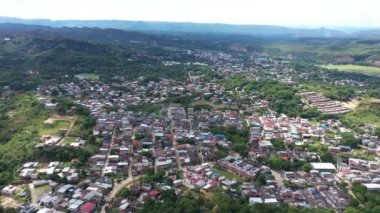 Melgar Tolima Kolombiya 'da şehrin havadan görünüşü